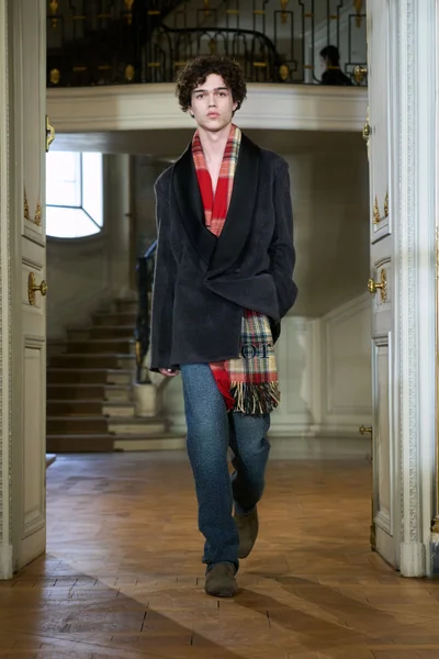 Look 59